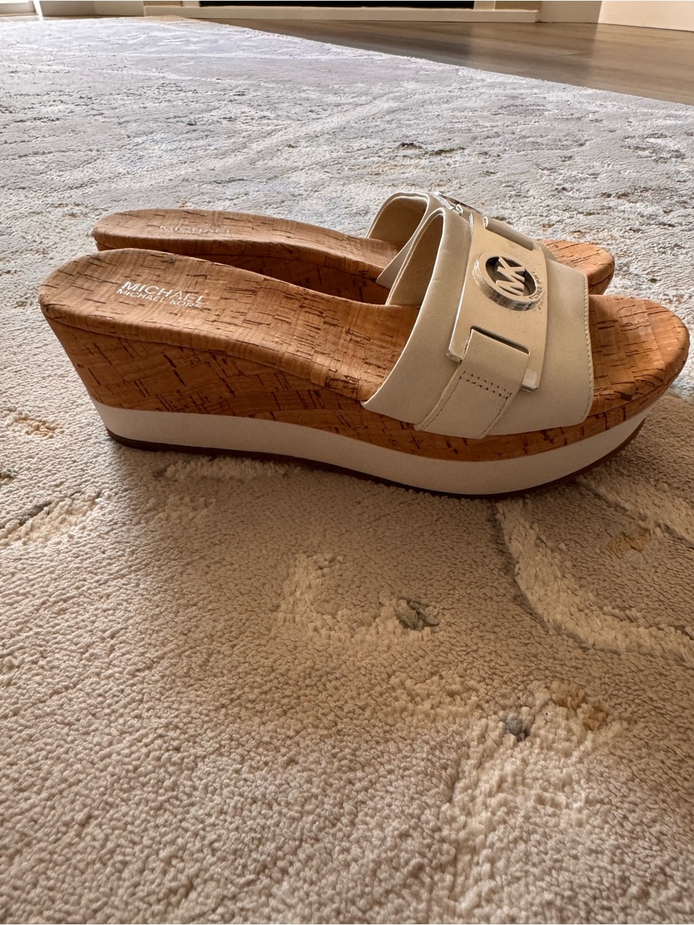 Michael Kors White MK Logo Cork Slide Sandals 6,5 - Picture 3 of 6